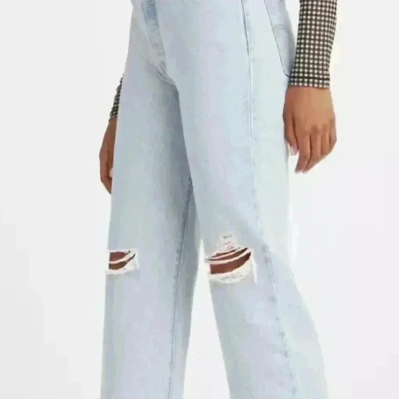 Levi's Women's Straight Leg Light Wash Jeans | Ribcage Straight Ankle Jeans - Picture 2 of 9